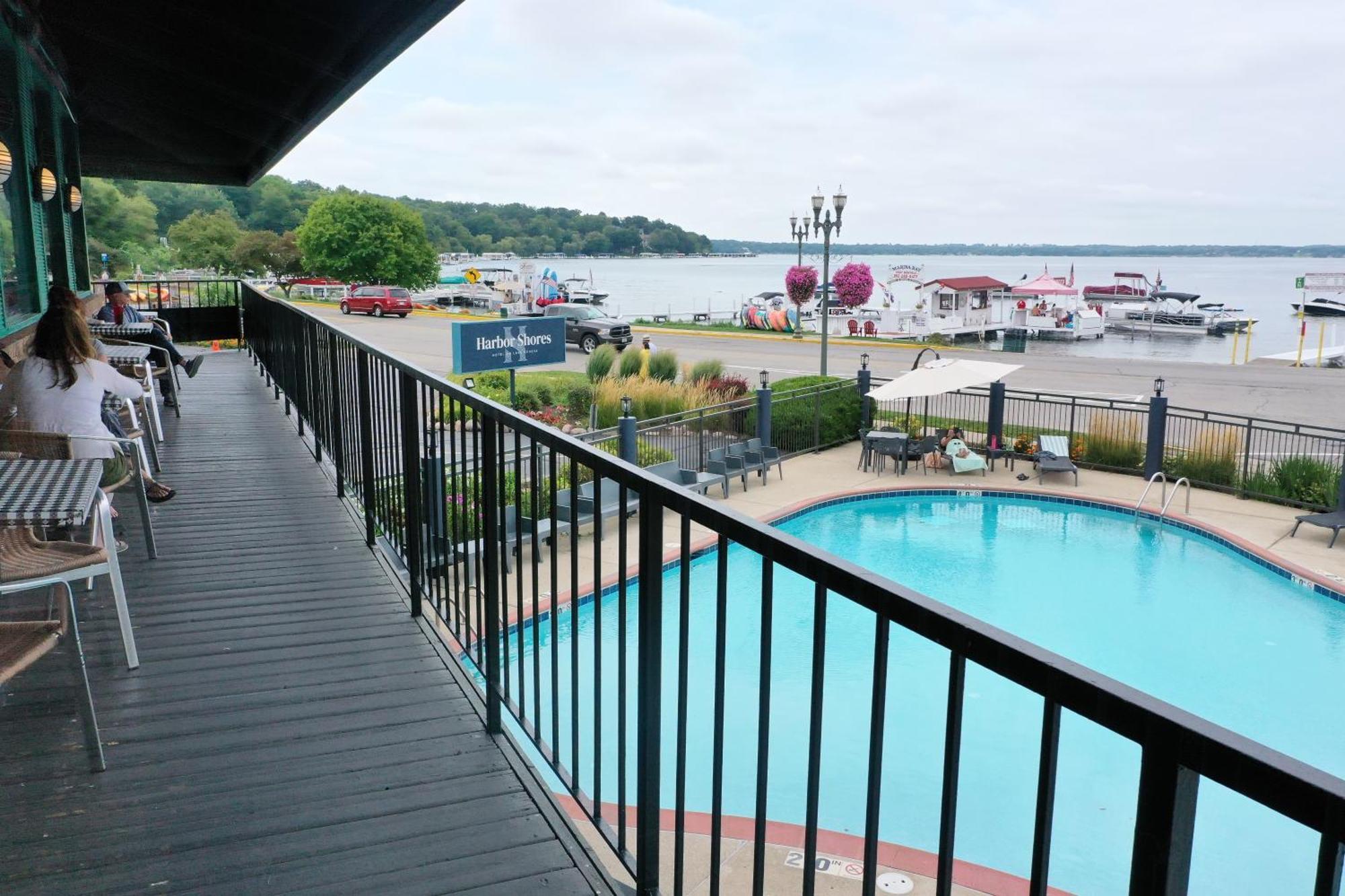Harbor Shores On Lake Geneva Exterior photo
