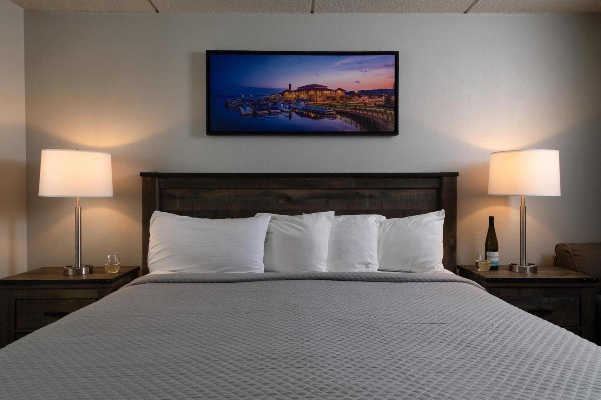 Harbor Shores On Lake Geneva Room photo