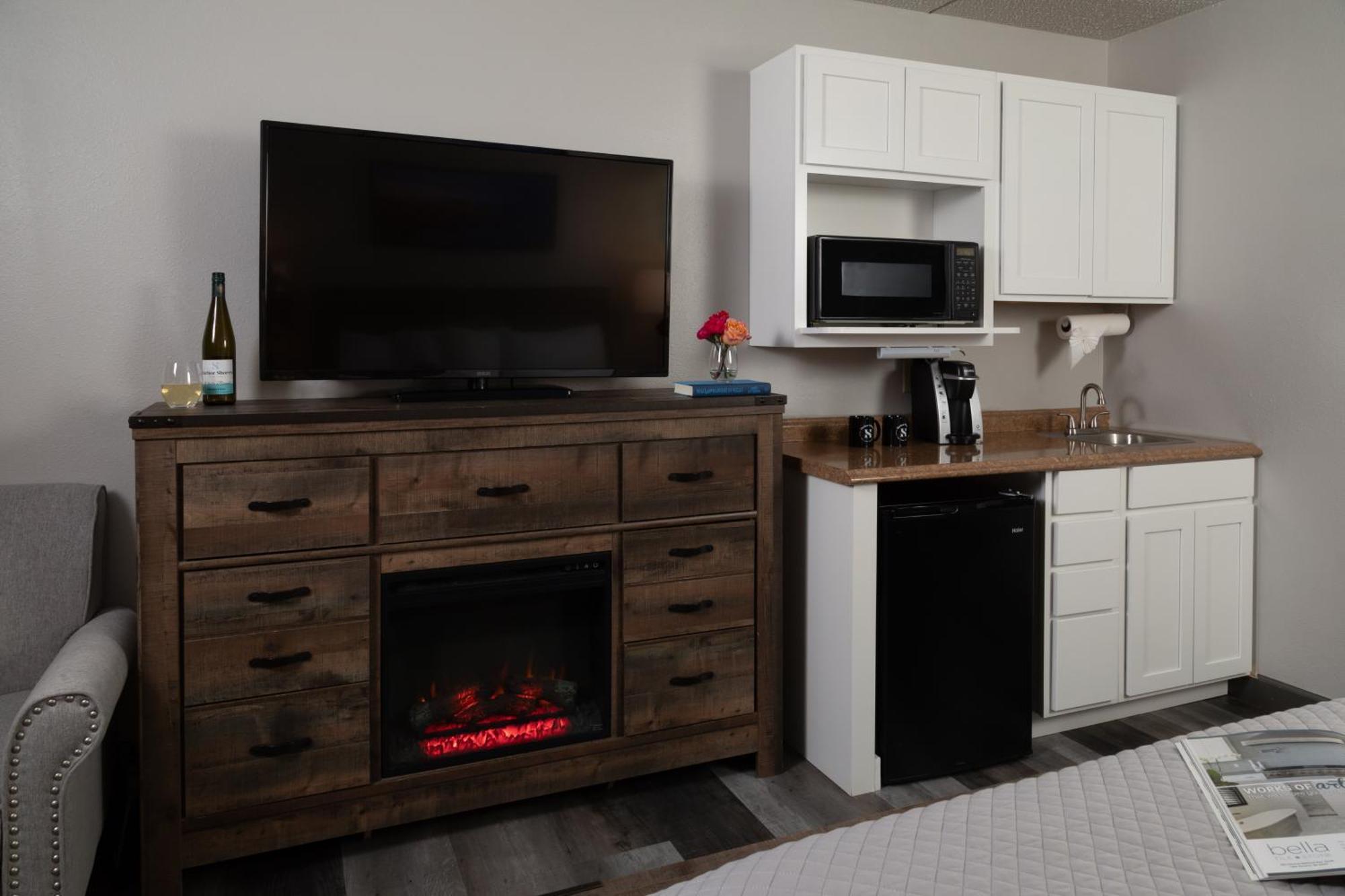Harbor Shores On Lake Geneva Room photo