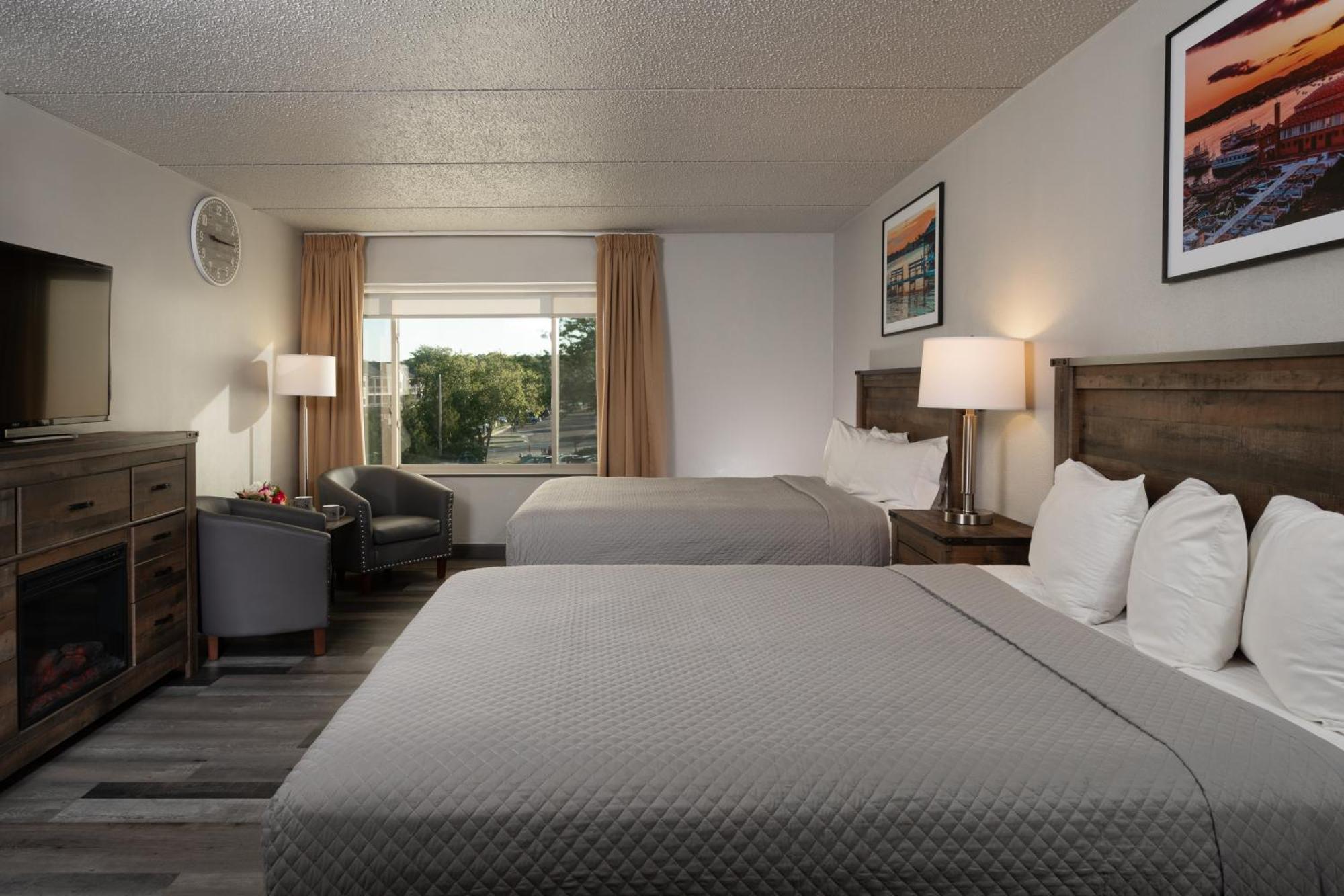 Harbor Shores On Lake Geneva Room photo