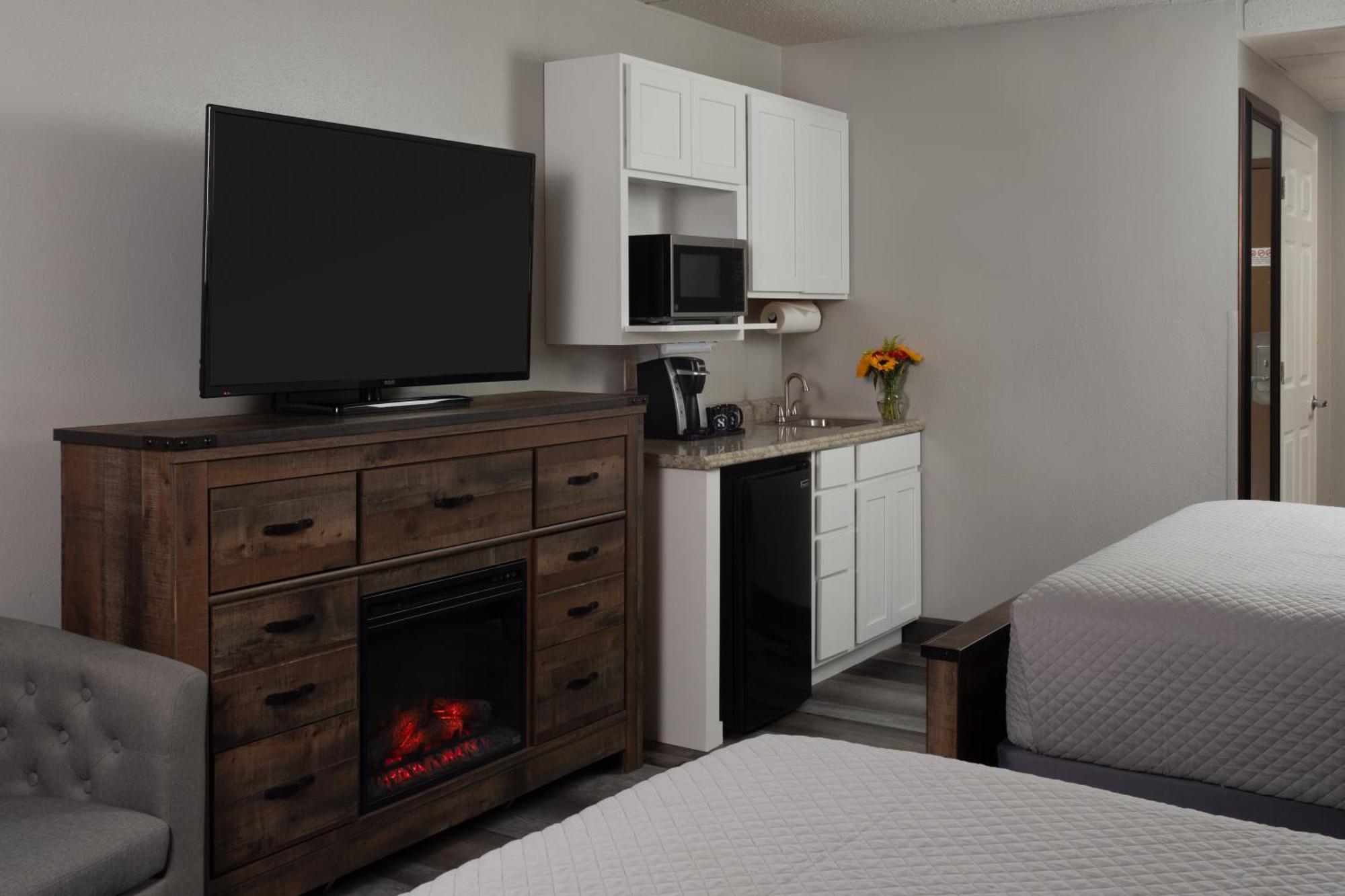 Harbor Shores On Lake Geneva Room photo